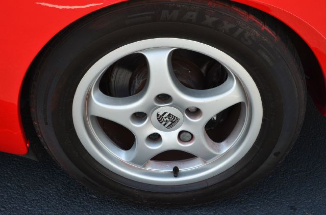 Porsche 944 1987 photo 4