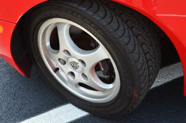 Porsche 944 1987 photo 5