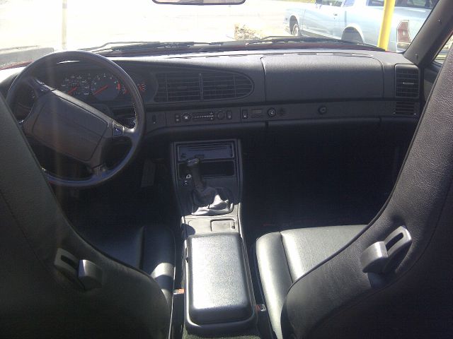 Porsche 944 1990 photo 2