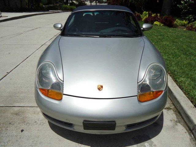 Porsche Boxster 1999 photo 1