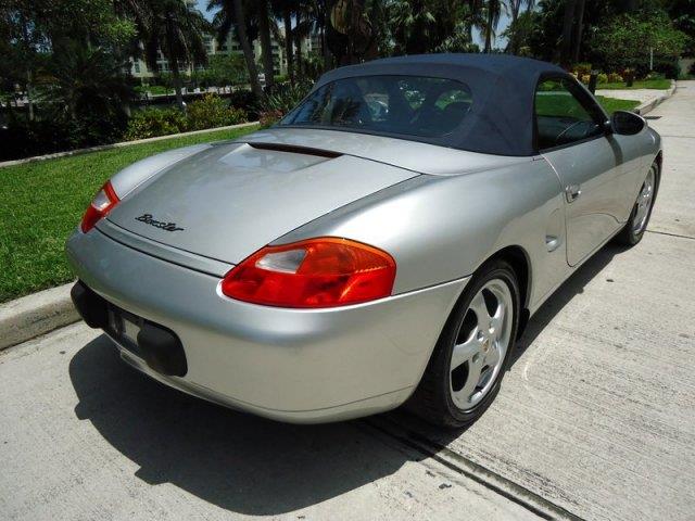 Porsche Boxster 1999 photo 11