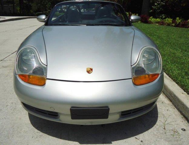 Porsche Boxster 1999 photo 8