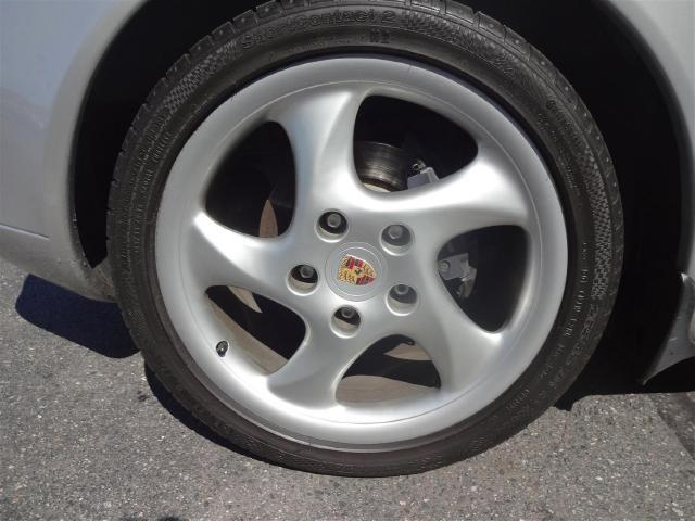 Porsche Boxster 2000 photo 21