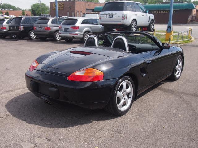 Porsche Boxster 2001 photo 2