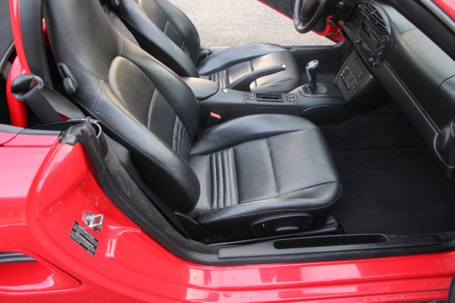 Porsche Boxster 2001 photo 23