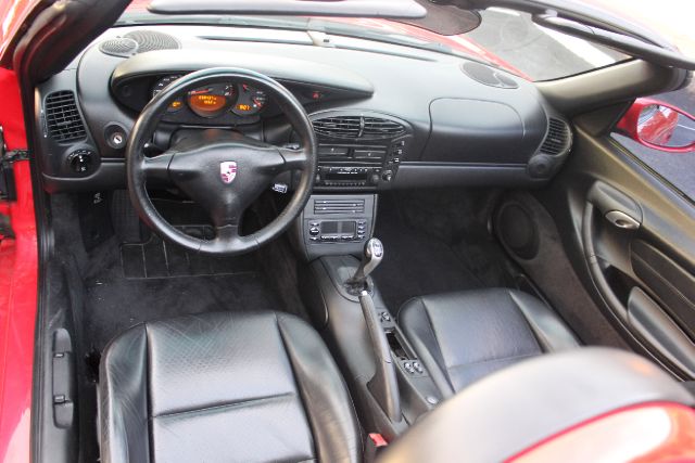 Porsche Boxster 2001 photo 25