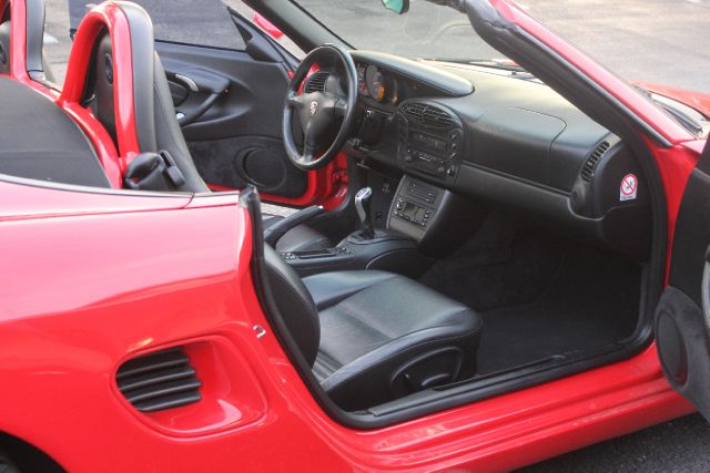 Porsche Boxster 2001 photo 8