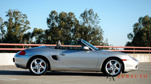 Porsche Boxster 2002 photo 1