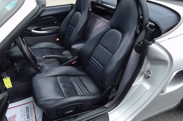 Porsche Boxster 2002 photo 1