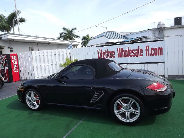 Porsche Boxster 2010 photo 1