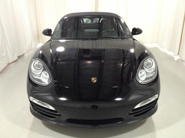 Porsche Boxster 2010 photo 1