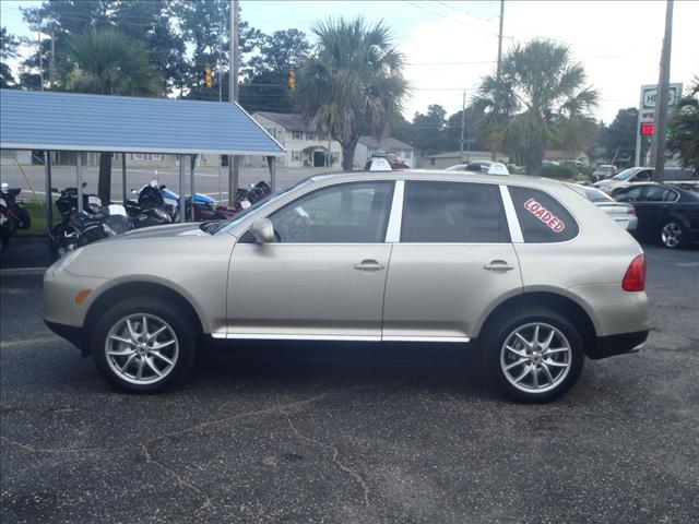 Porsche Cayenne 2004 photo 2
