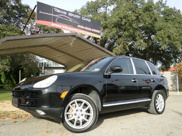 Porsche Cayenne 2004 photo 2