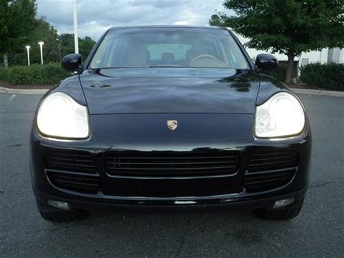 Porsche Cayenne 2004 photo 1