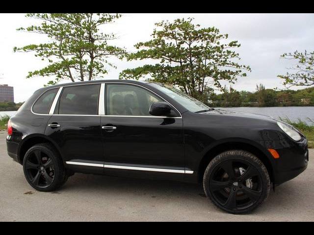Porsche Cayenne 2004 photo 1