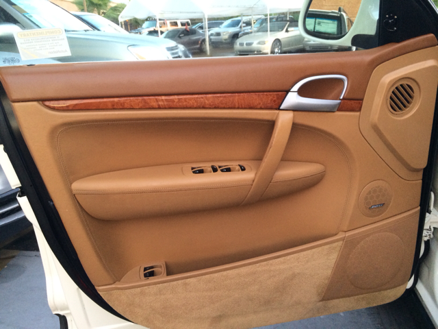 Porsche Cayenne 2004 photo 3