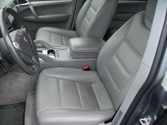 Porsche Cayenne 2004 photo 3