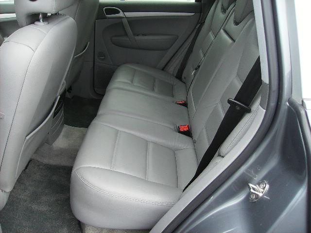 Porsche Cayenne 2004 photo 4