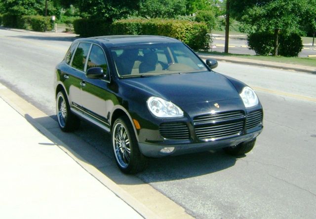 Porsche Cayenne 2004 photo 12