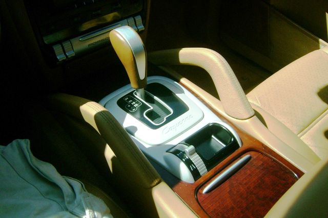 Porsche Cayenne 2004 photo 16