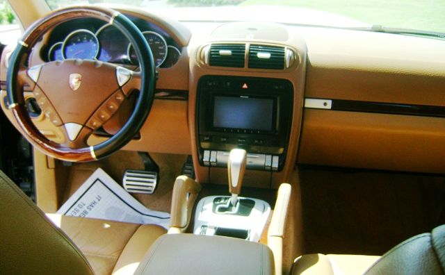 Porsche Cayenne 2004 photo 6