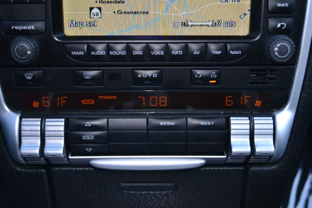 Porsche Cayenne 2004 photo 11