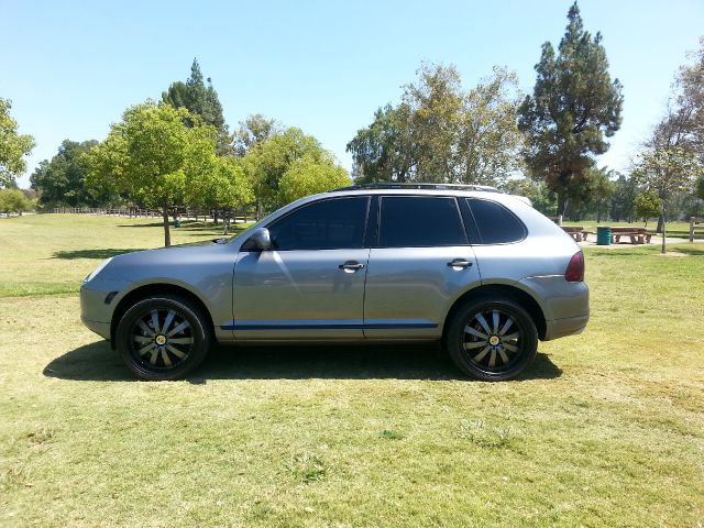 Porsche Cayenne 2006 photo 1