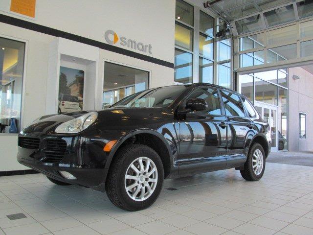 Porsche Cayenne Base Unspecified