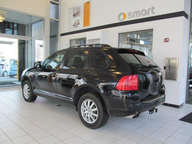 Porsche Cayenne 2006 photo 2