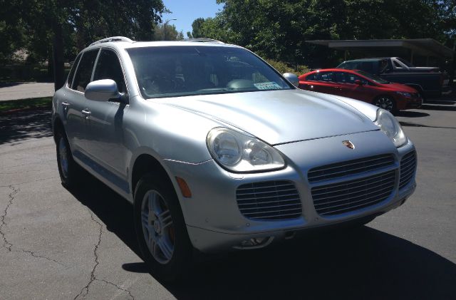 Porsche Cayenne Series 4 SUV