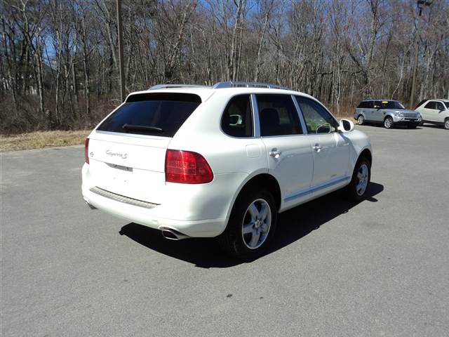 Porsche Cayenne 2006 photo 4