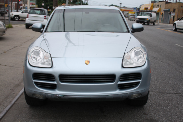 Porsche Cayenne 2006 photo 1