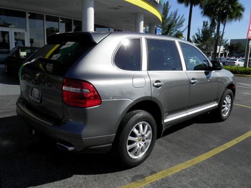Porsche Cayenne 2008 photo 1