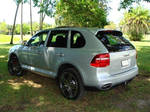 Porsche Cayenne 2008 photo 1