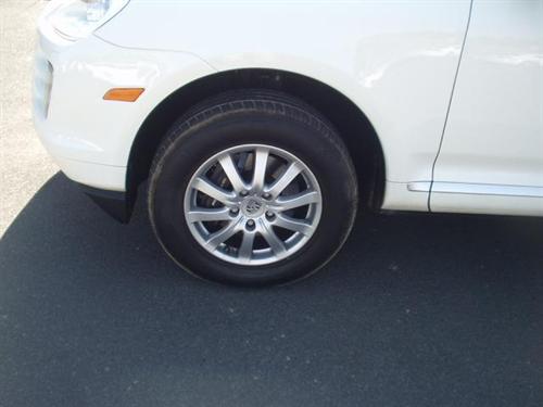 Porsche Cayenne 2008 photo 2