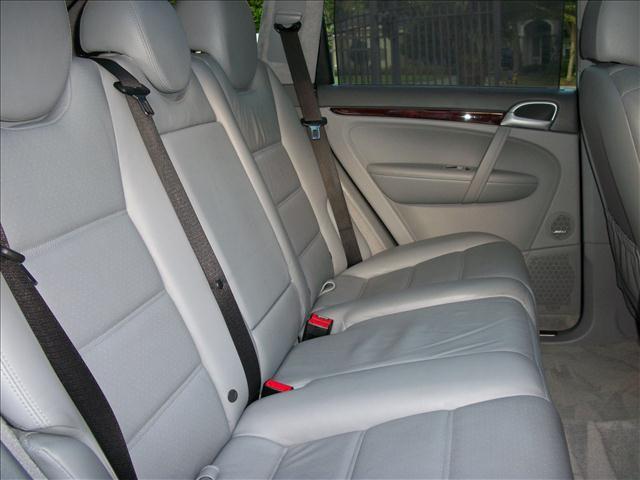 Porsche Cayenne 2008 photo 24