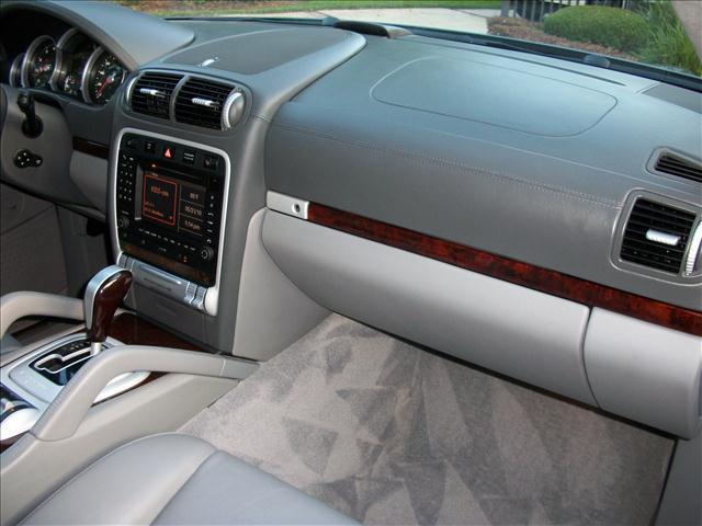 Porsche Cayenne 2008 photo 50