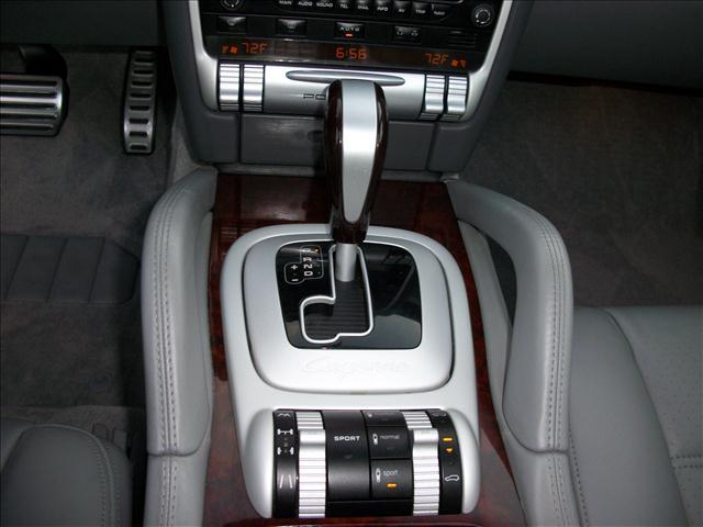 Porsche Cayenne 2008 photo 7