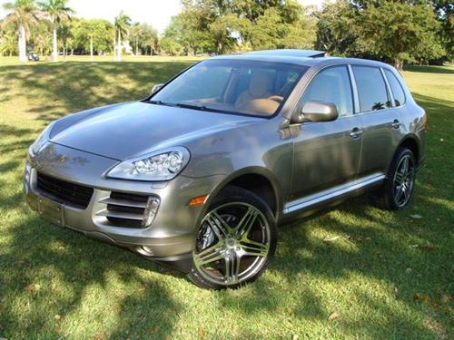 Porsche Cayenne 2008 photo 2