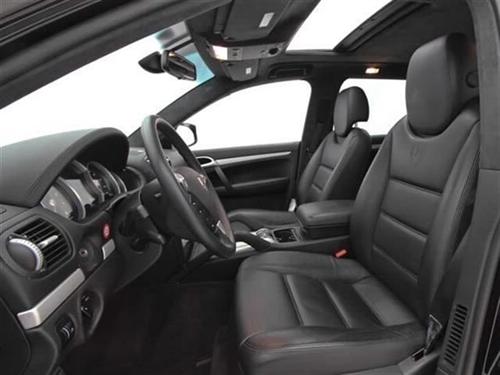 Porsche Cayenne 2008 photo 2