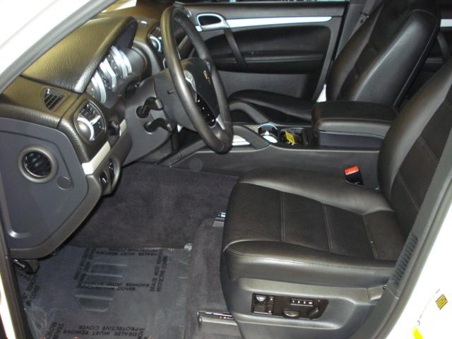 Porsche Cayenne 2008 photo 1