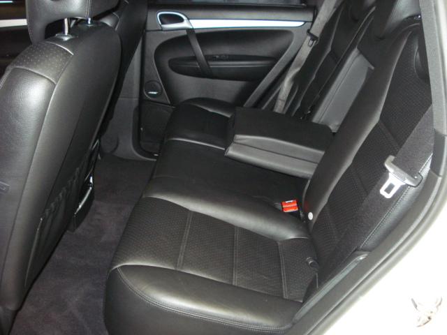 Porsche Cayenne 2008 photo 2
