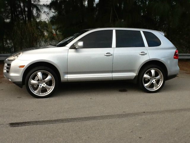 Porsche Cayenne 2008 photo 1