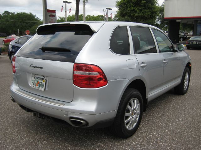 Porsche Cayenne 2008 photo 34