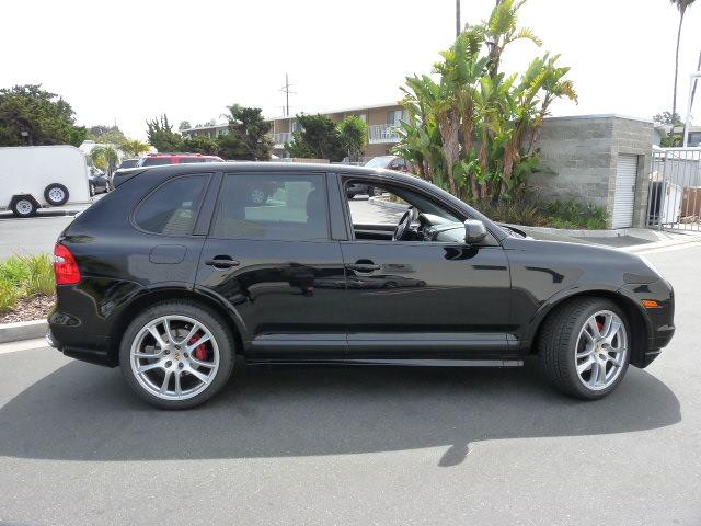 Porsche Cayenne 2010 photo 4
