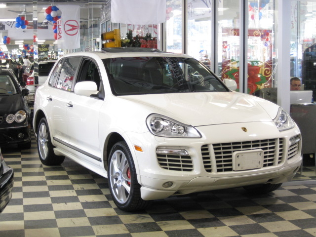 Porsche Cayenne 2010 photo 4