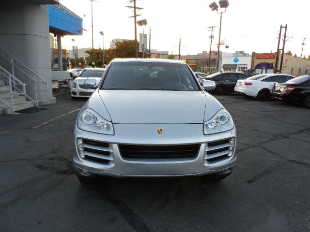 Porsche Cayenne 2010 photo 3