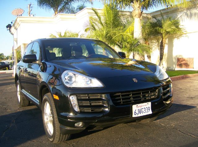Porsche Cayenne 2010 photo 4