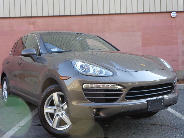 Porsche Cayenne Base SUV