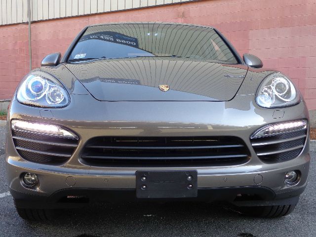 Porsche Cayenne 2011 photo 3